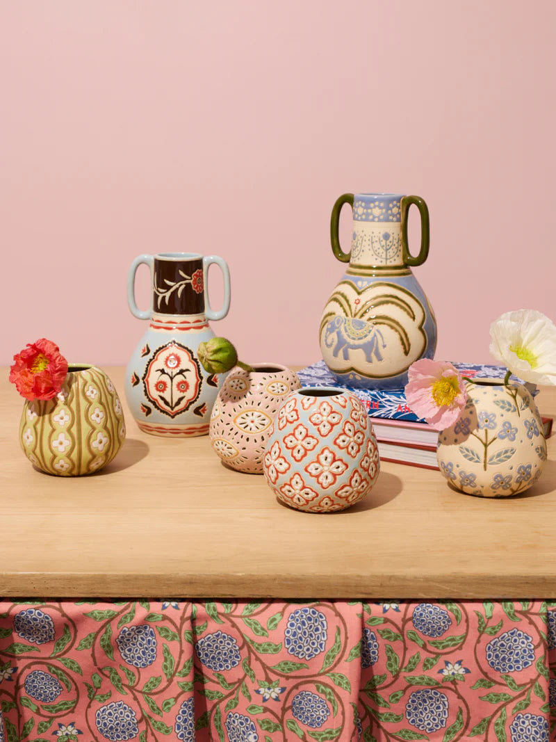 Jones & Co: Pollen Vase Pink Eyes