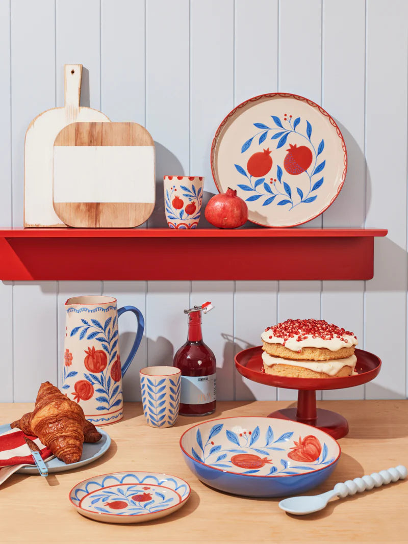 Jones & Co: Granada Cup Vine