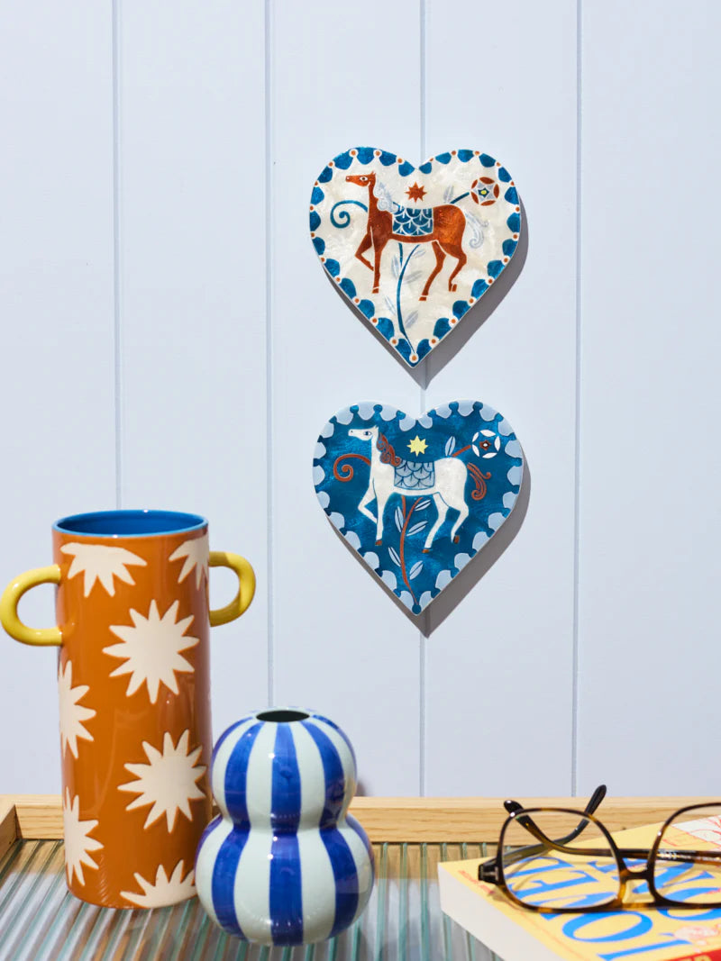 Jones & Co: Paloma Heart White Horse