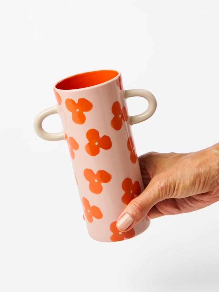 JONES & CO: GRIFFE PINK RED FLORAL BUD VASE