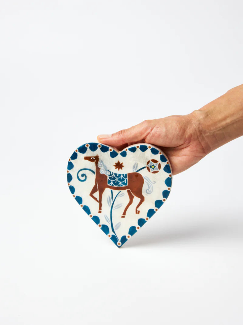 Jones & Co: Paloma Heart White Horse