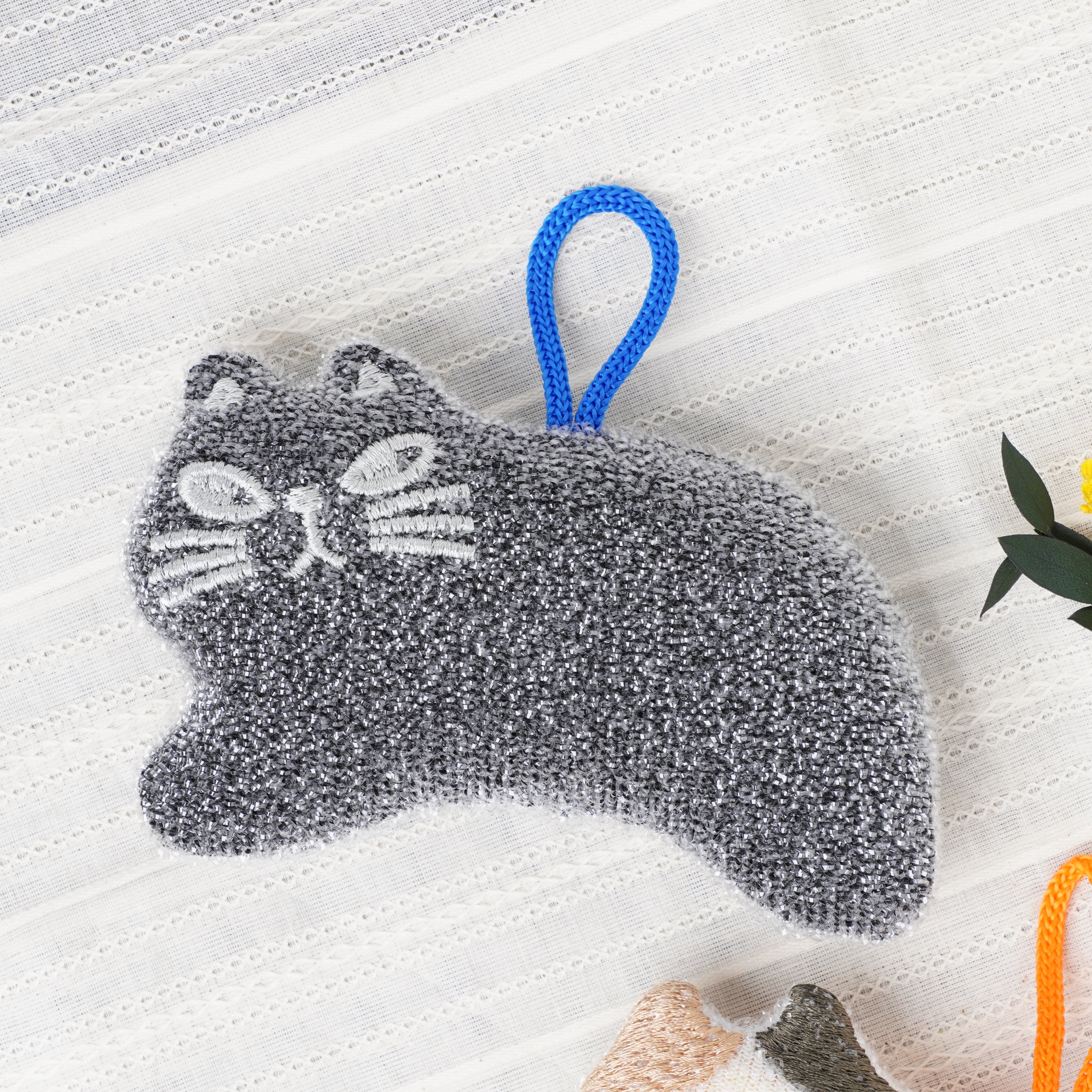 Decole Sparkling Cleaning Sponge - Black Cat