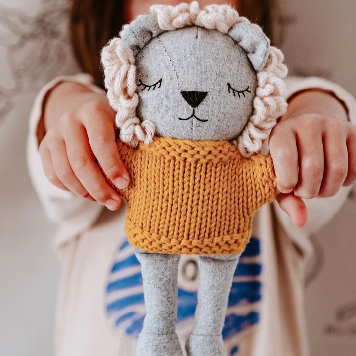 Percy lion Plush