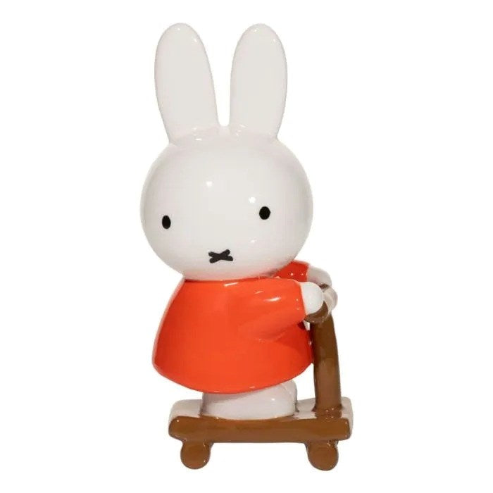 Figurine: Scooter Miffy