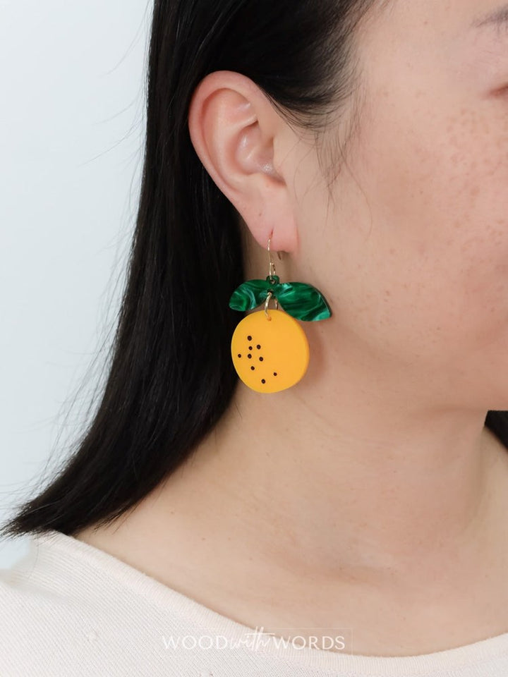 Wood With Words: Dangle Earrings Yuzu Fruit (Hook)