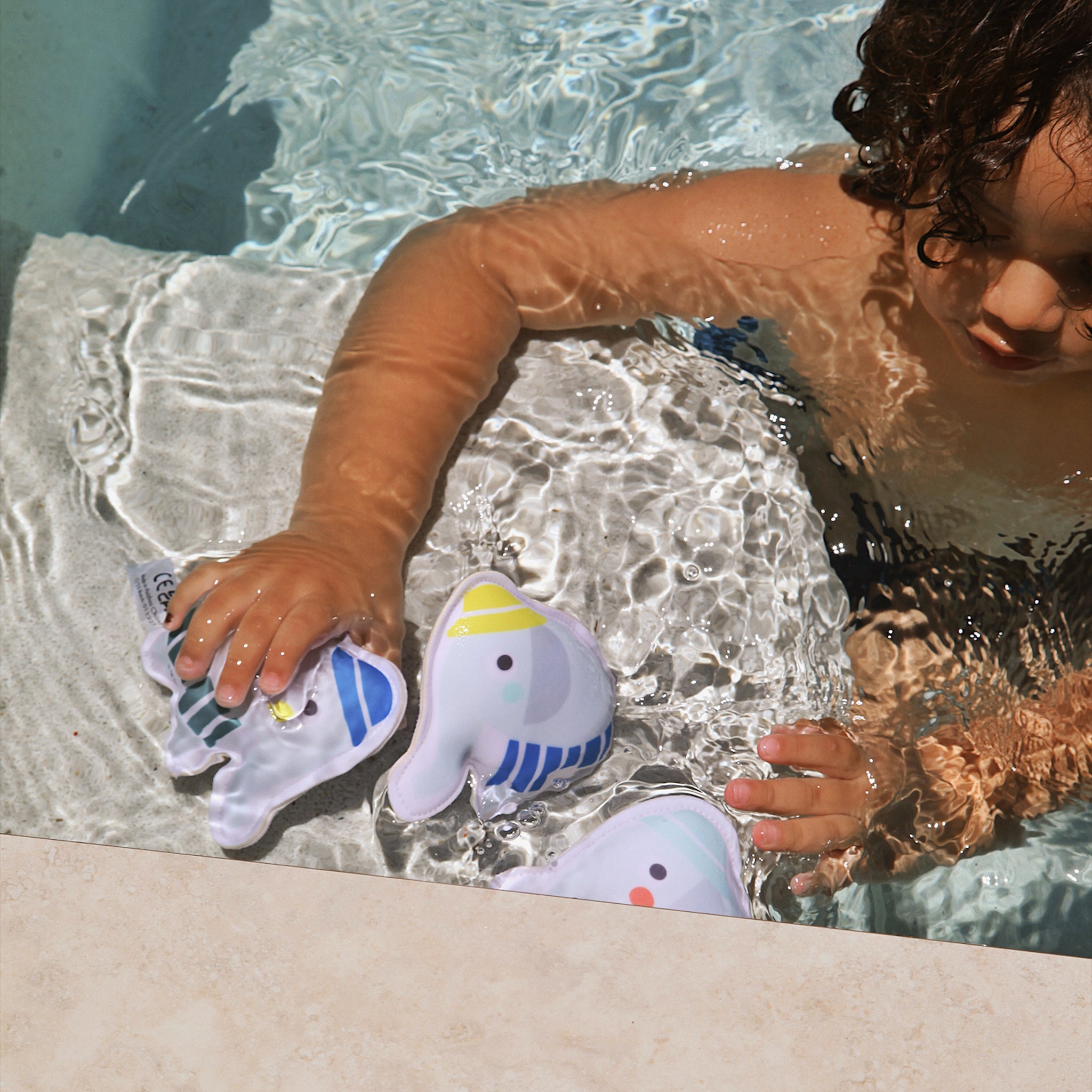 Sunnylife Dive Buddies - Eli the Elephant Set of 3