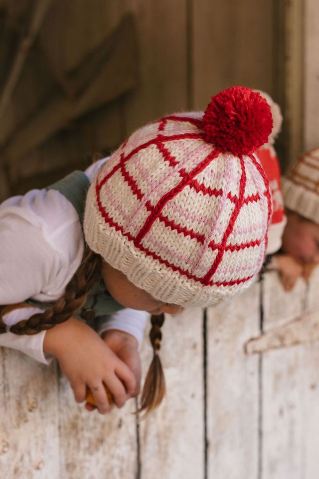 Acorn kids: Crossroads Beanie Pink & Red