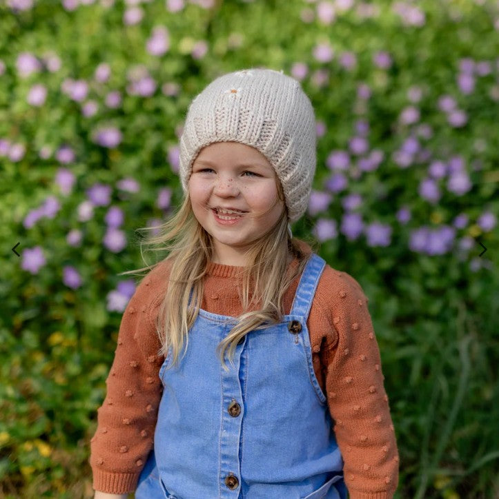 Acorn kids: Daisy Beanie Oatmeal