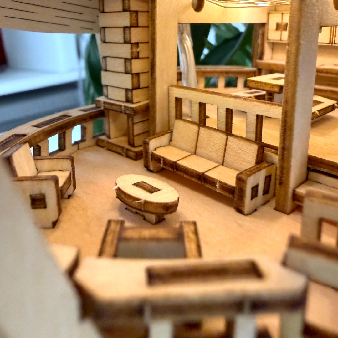 Tiny Treehouses Horizons Edge - DIY Miniature Kit
