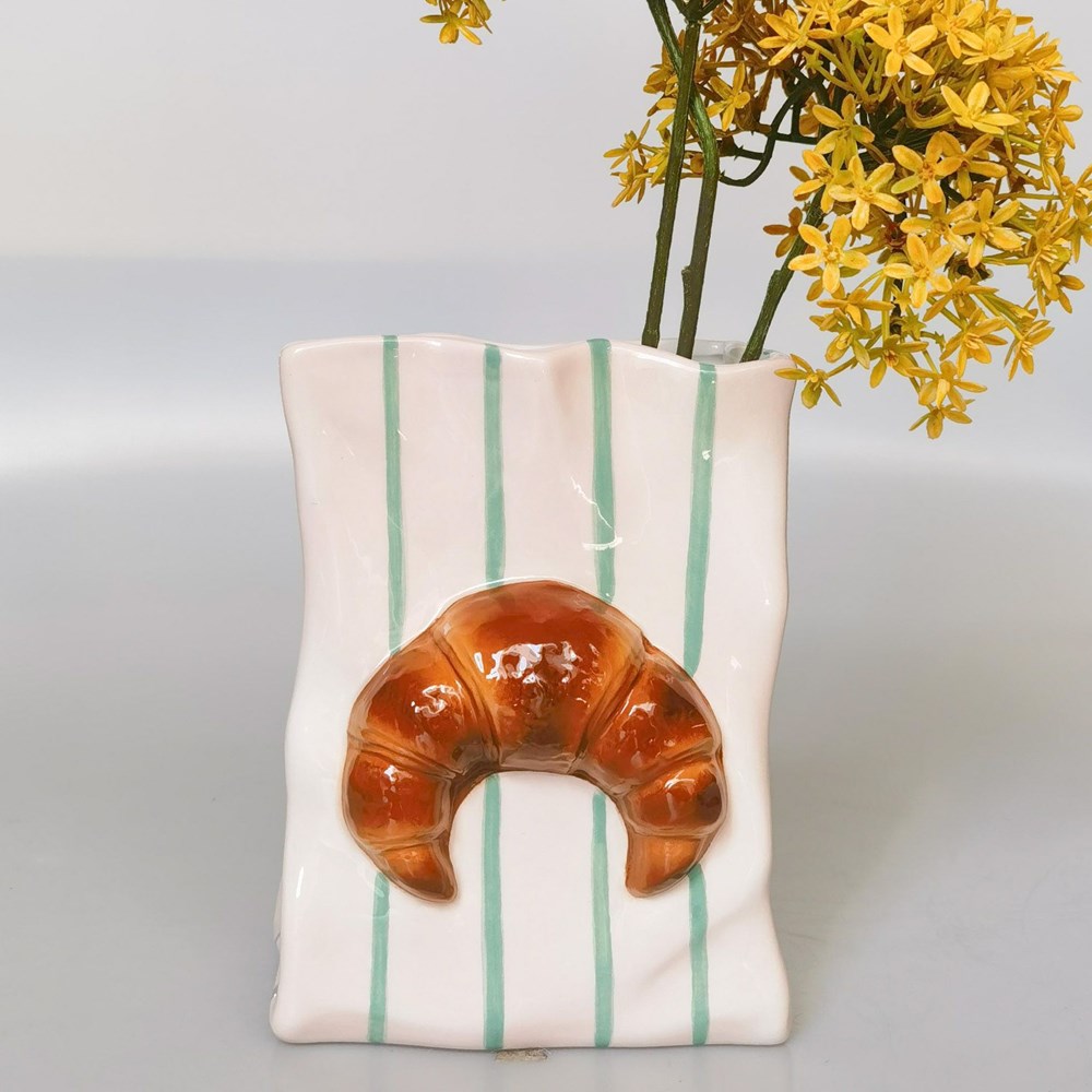Croissant Bag Vase 18 cm