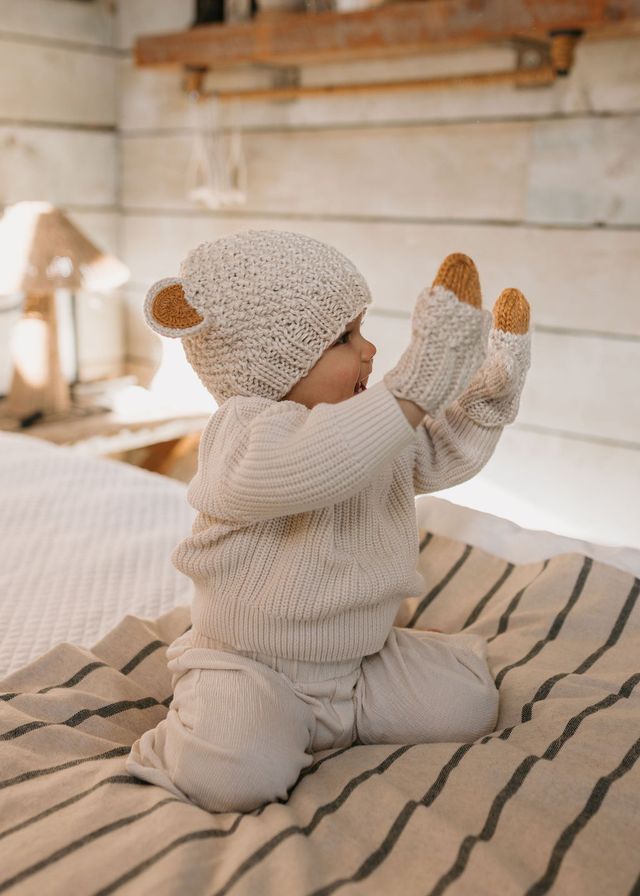 Acorn kids: Bear Beanie Oatmeal