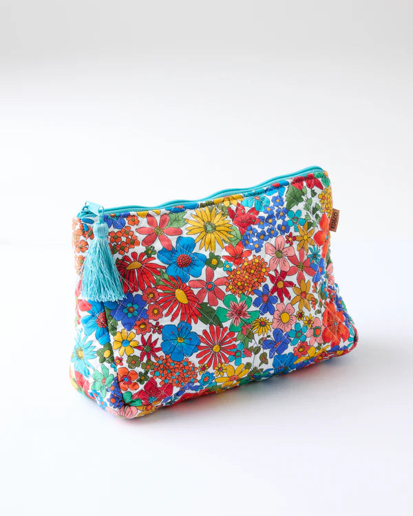 Winter Fields Quilted Cotton Toiletry Purse