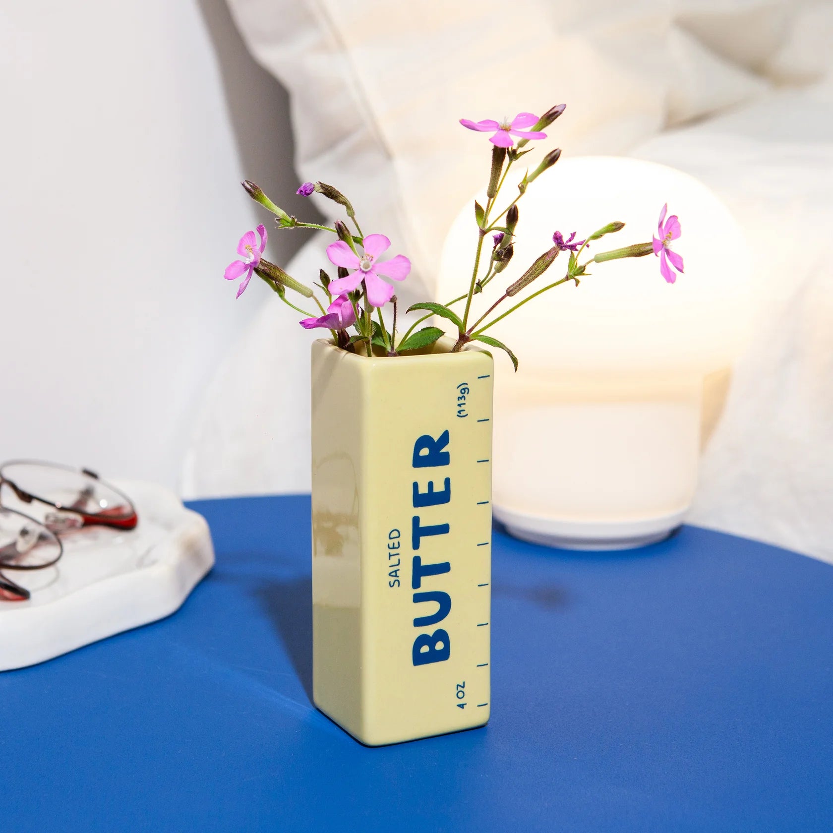 Doiy: Butter Vase