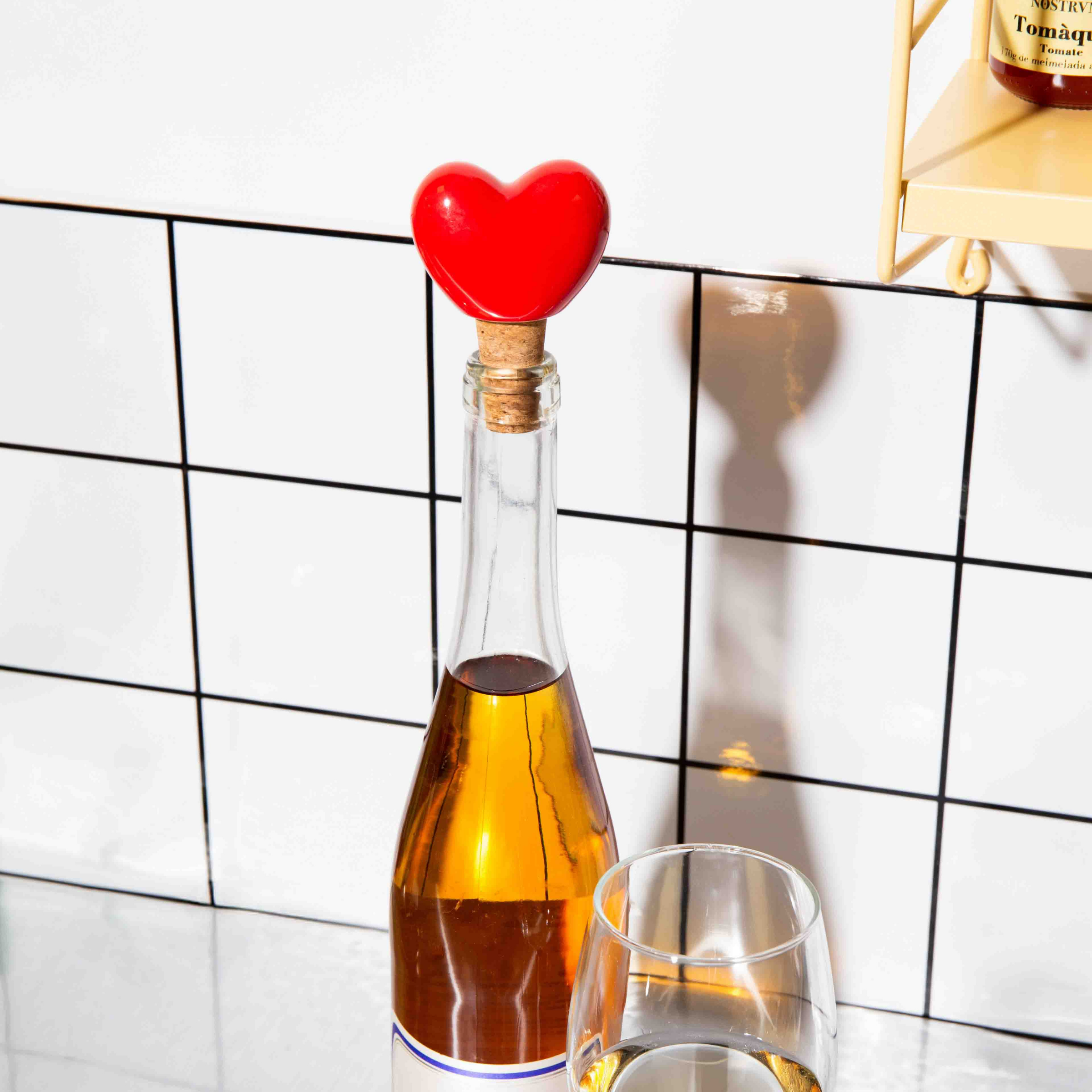 Doiy Love Heart Bottle Stopper