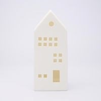Light Up Porcelain House w. Chimney White Large