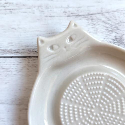Decole Ceramic Grater - Cat