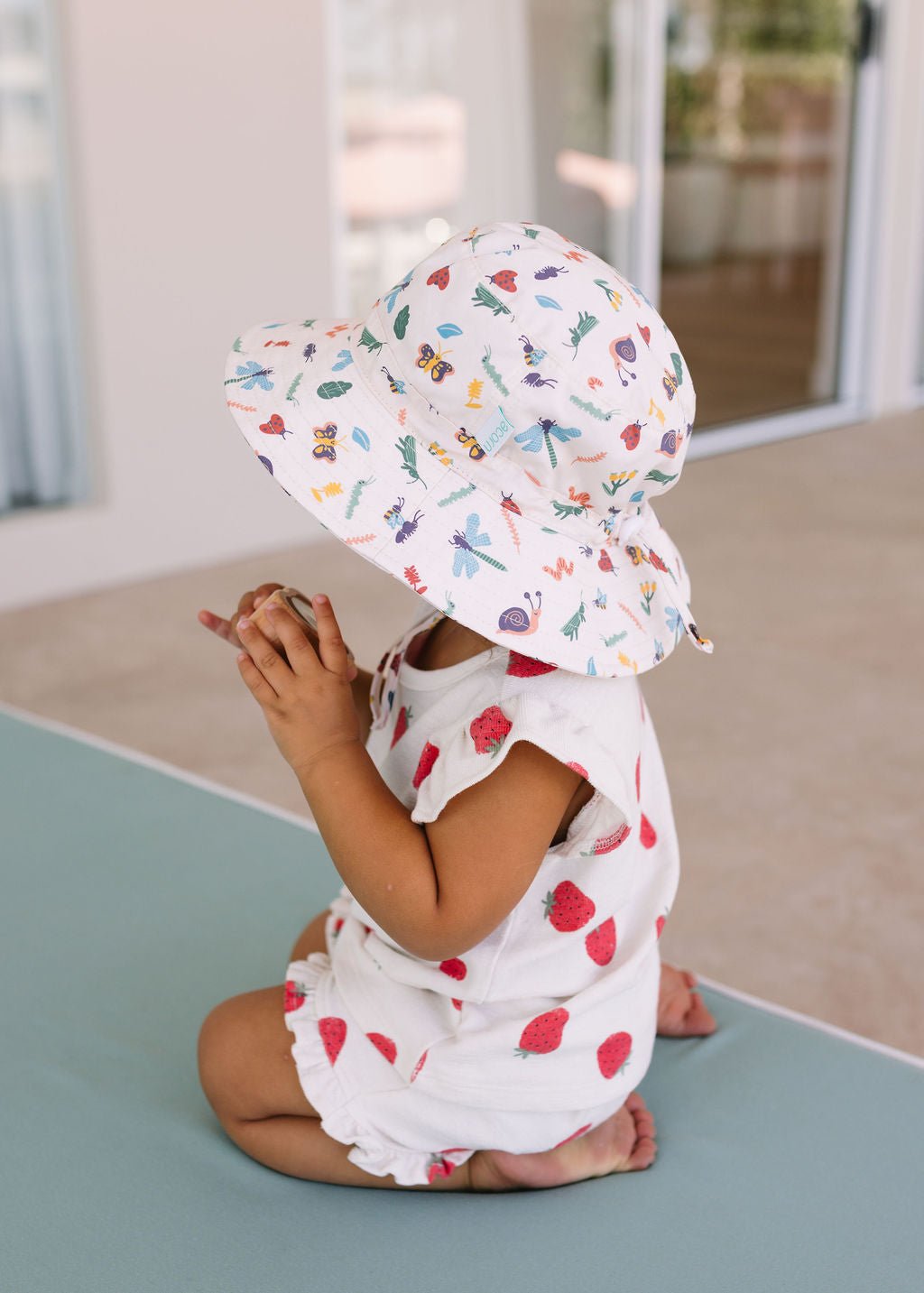 Acorn Kids Garden Friends Wide Brim Bucket Hat