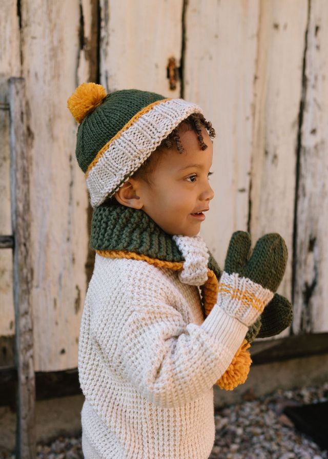 Acorn kids: Teddy Beanie Khaki and Gold