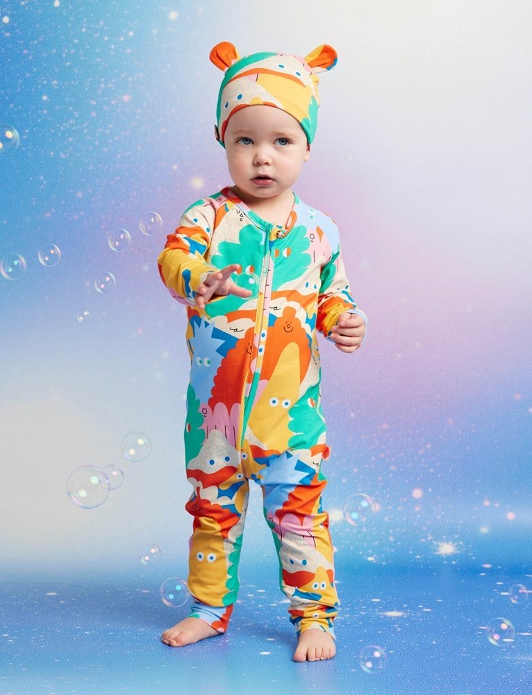 Halcyon Nights: Baby Hat Mount Wiggly