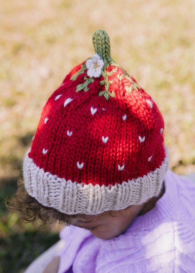 Acorn kids: Strawberry Beanie Red