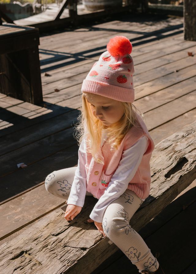 Acorn kids: Strawberry Fields Merino Beanie