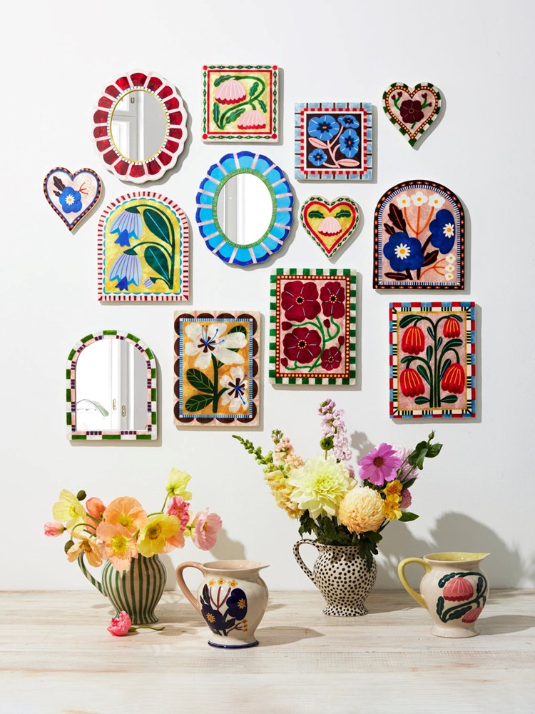 Jones & Co: Bloom Nouveau Red Rectangle