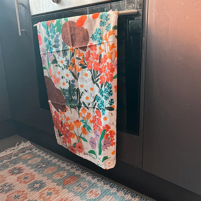 Suki McMaster Tea Towel – Floral Wombat