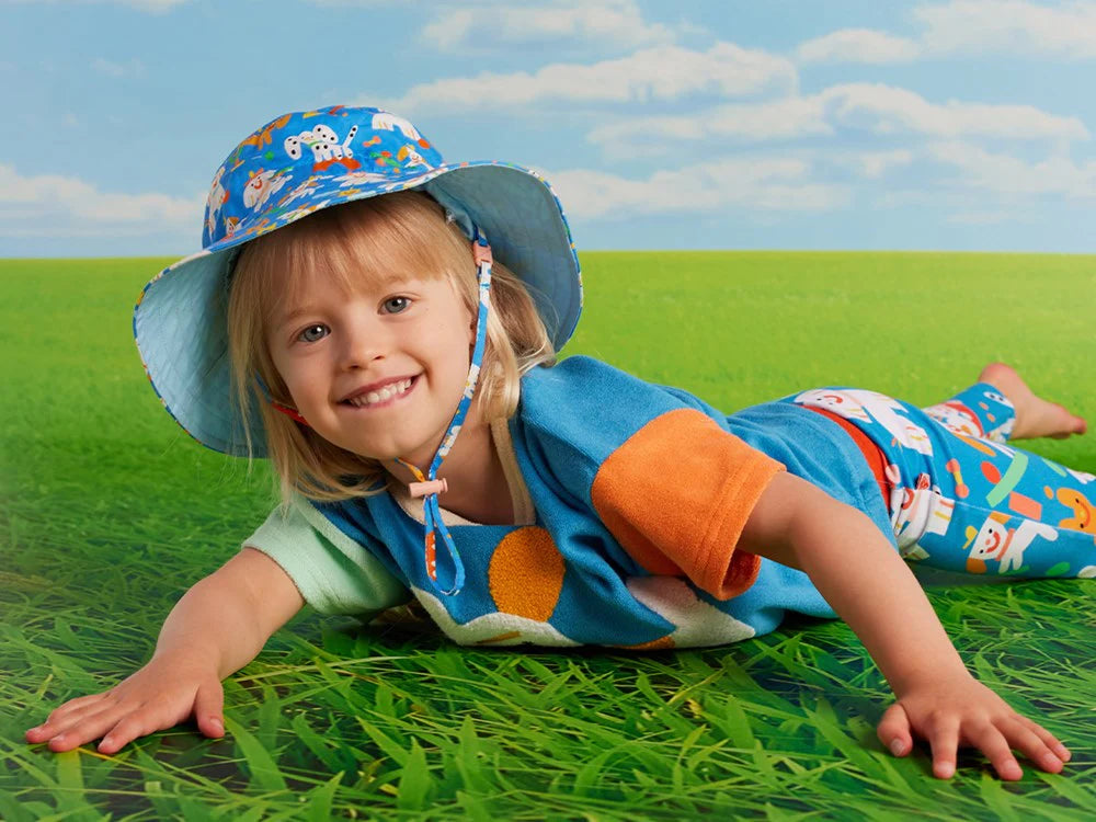 Halcyon Nights: Kids Sun Hat Puppy Park