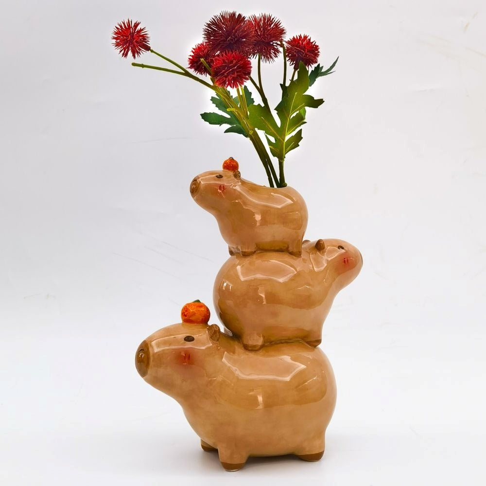 Urban products: Capybara Family Stack Vase Brown
