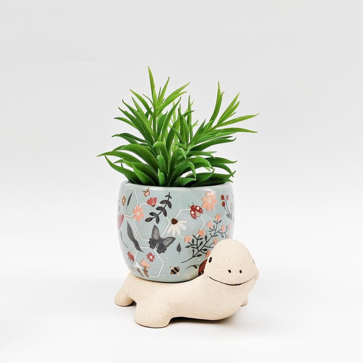 Urban products: Turtle Medium Planter Sage & Sand 16cm