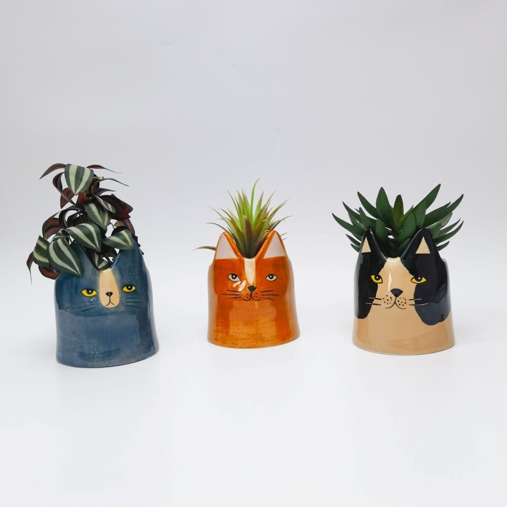 Bailey Cat Planter Black & White