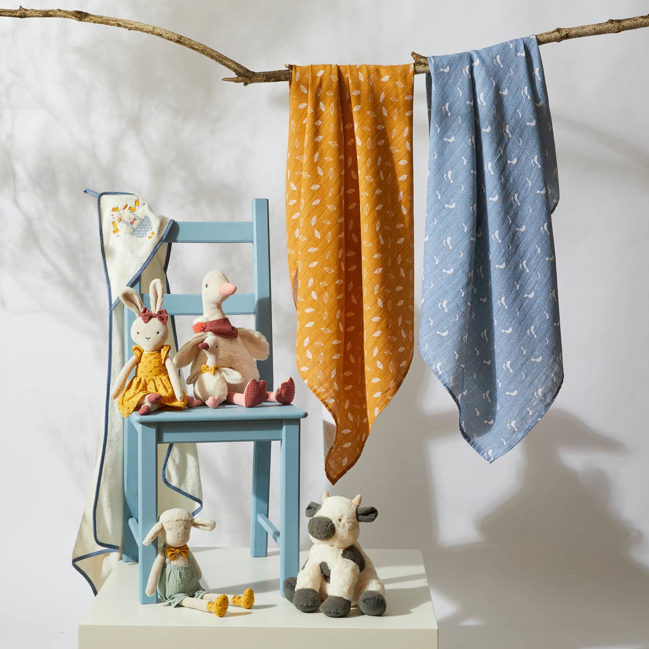 Jiggle & Giggle: Plush Toy Esme Bunny