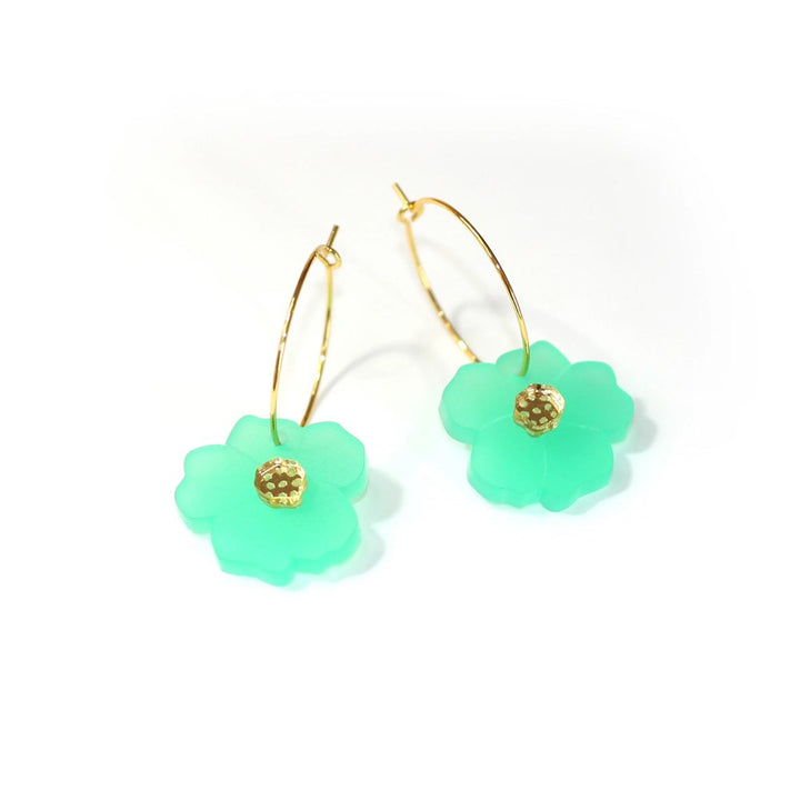 Huniy: Earrings Flower Hoops Soft Green