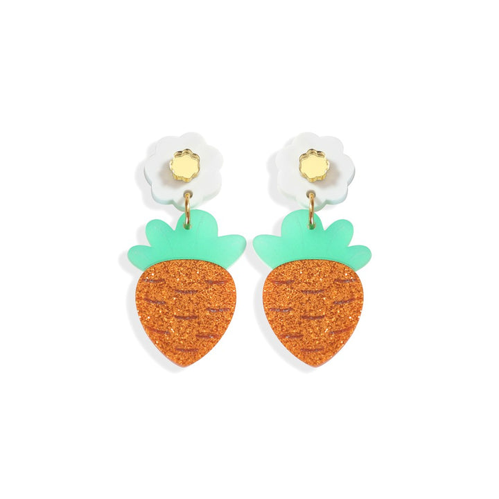 Huniy: Earrings Carrot Dangles