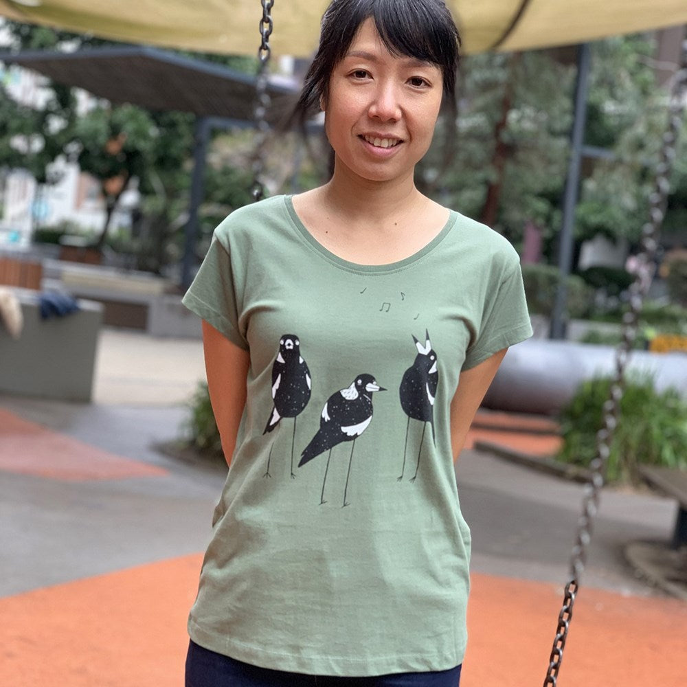 Singing Magpies Kashmir Green Women's Tee