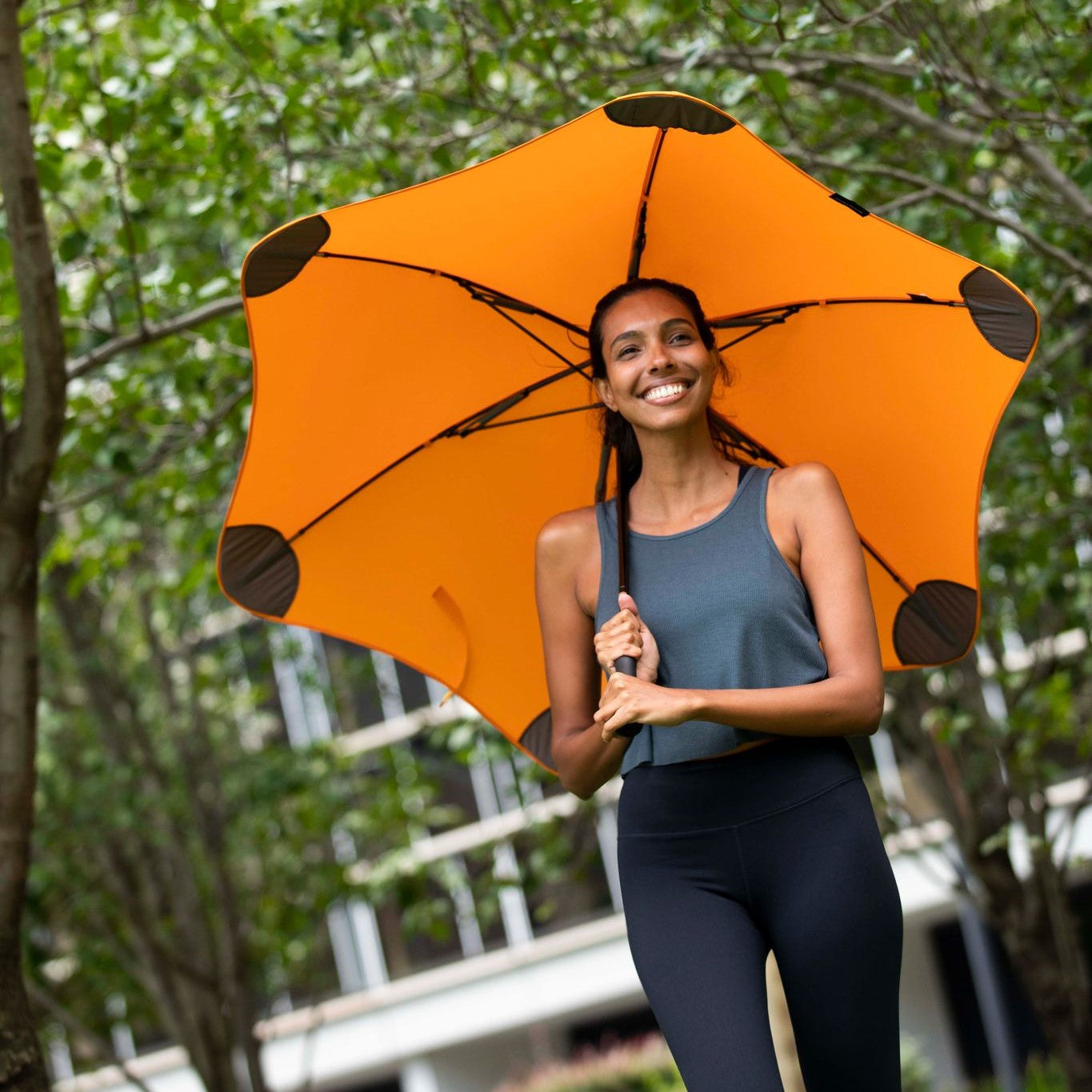 Blunt: XS Metro Orange