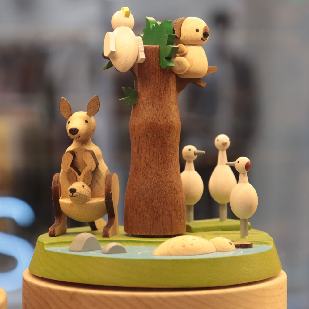 Wooderful Life: Music Box Aussie Animals – Monsterthreads