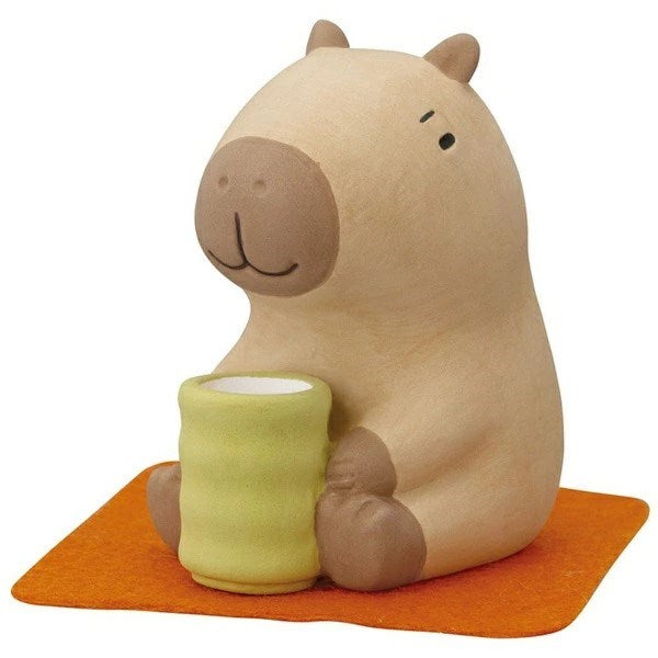 Decole: Concombre Aroma Teacup Oil Diffuser - Capybara
