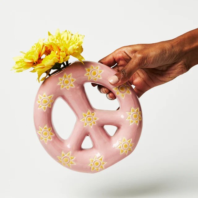 Jones & Co: Peaceout Vase Pink Sun